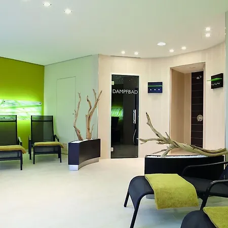 بارك باي راديسون 4*