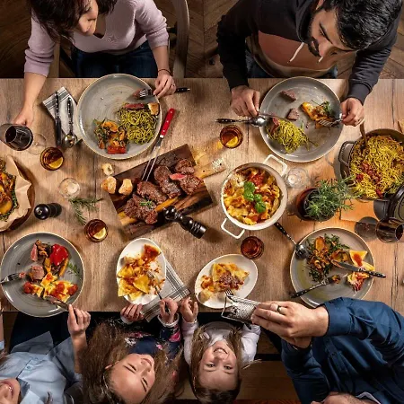 بارك باي راديسون 4*